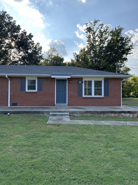 282 Clark Circle