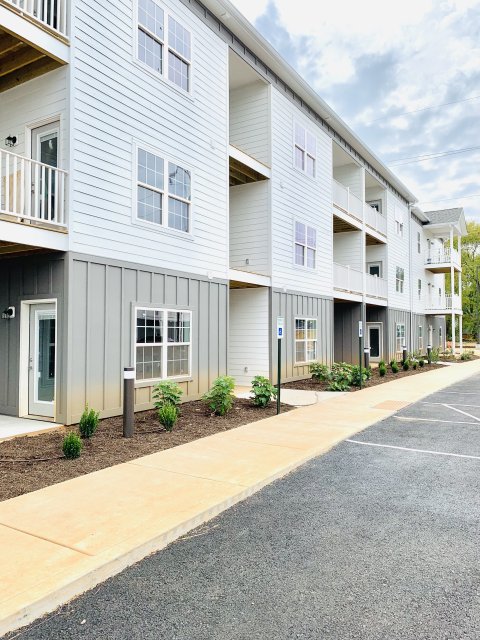 1235 Kenilwood Way | 2 Bedrooms