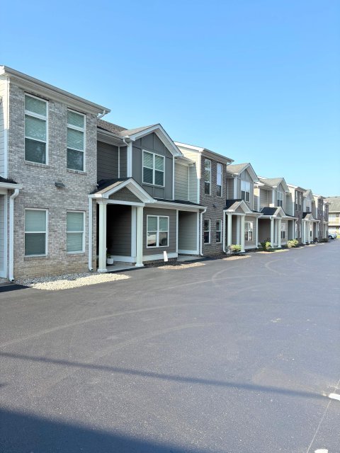 105 Riverwood Avenue | F3